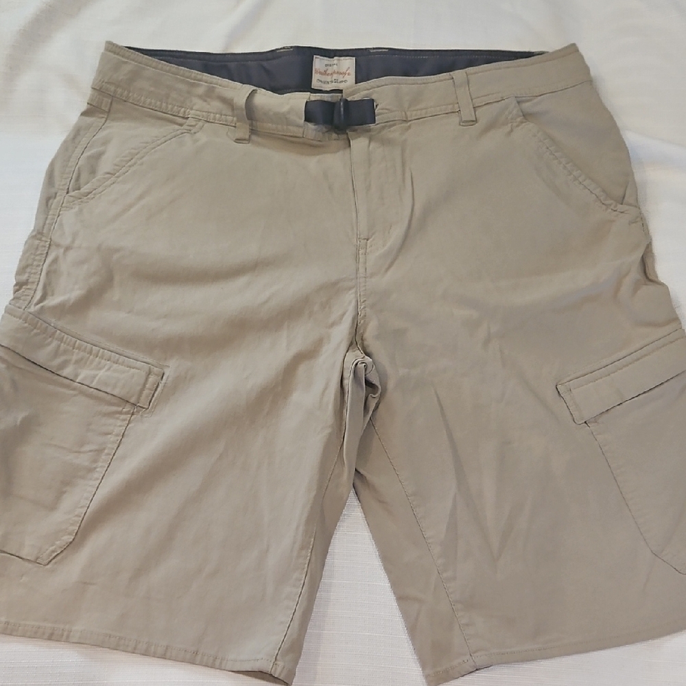 Men's Tan Cargo Shorts